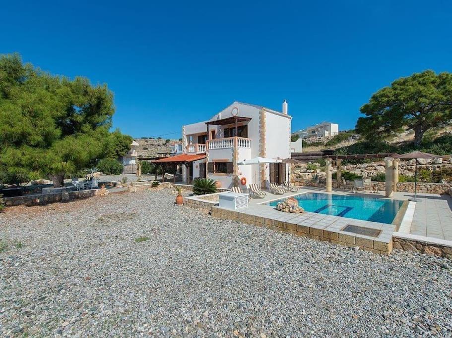 Villa Pefki Exteriör bild