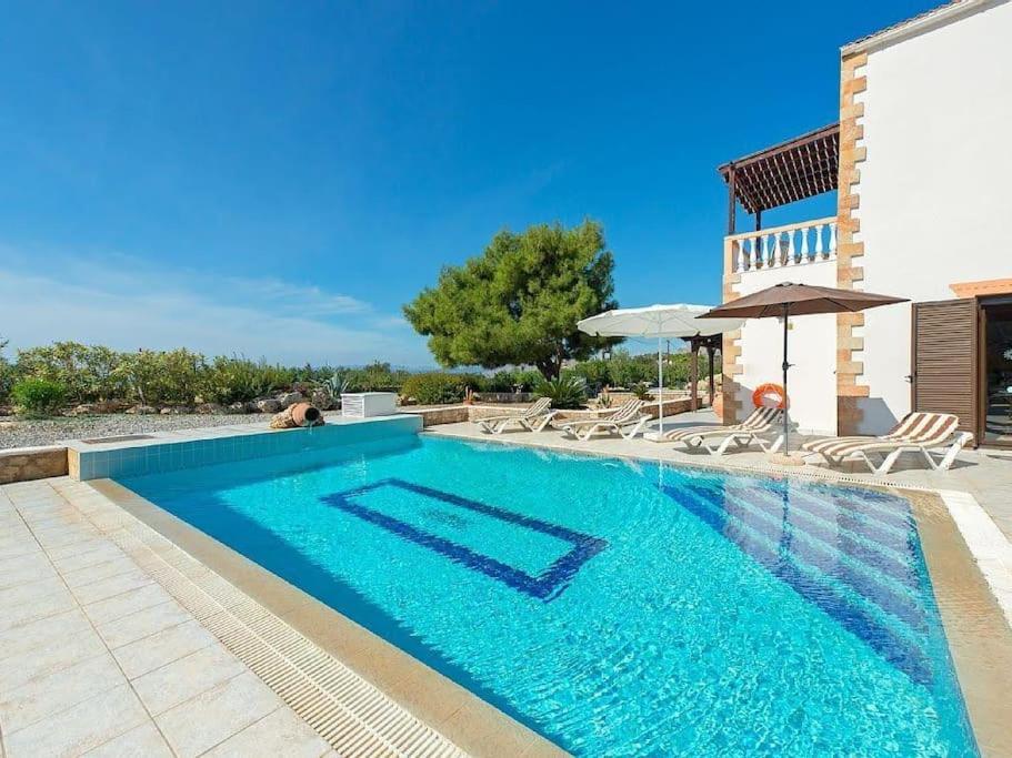 Villa Pefki Exteriör bild