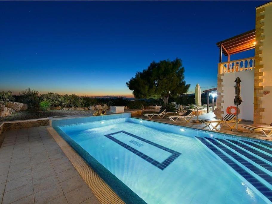 Villa Pefki Exteriör bild